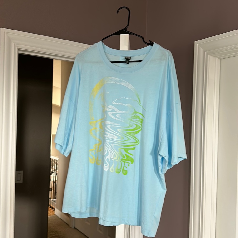 Wild Fable blue oversized short sleeve - size medium